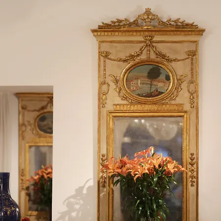Ξενοδοχείο Ah Art 4*